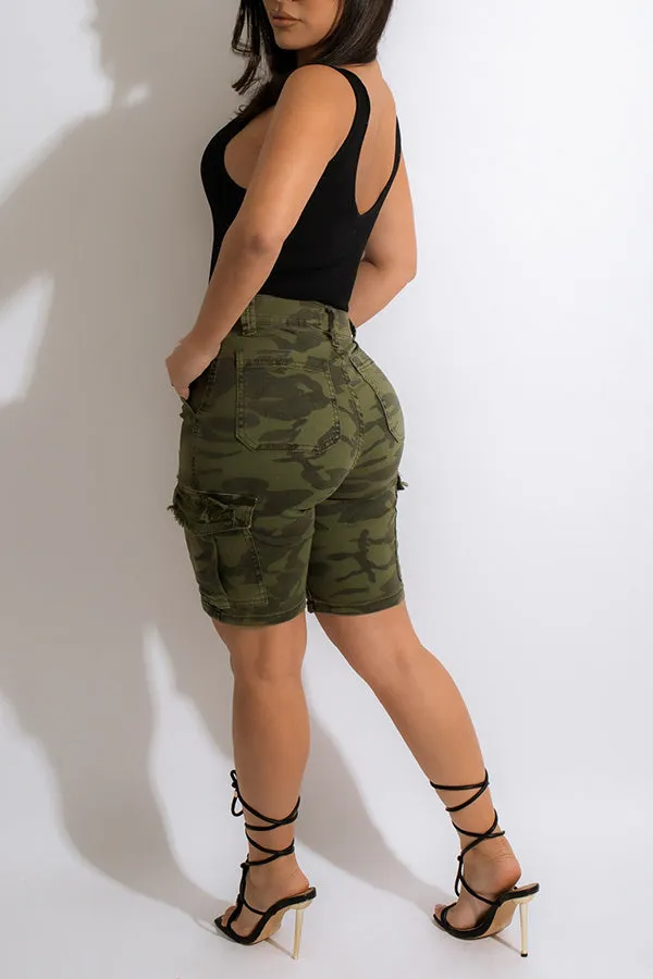 Casual Camo Pockets Ripped Shorts