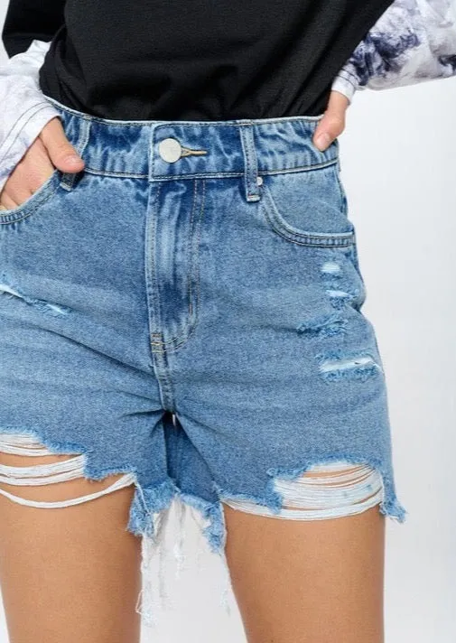 Everly High Rise Denim Shorts in Medium Wash