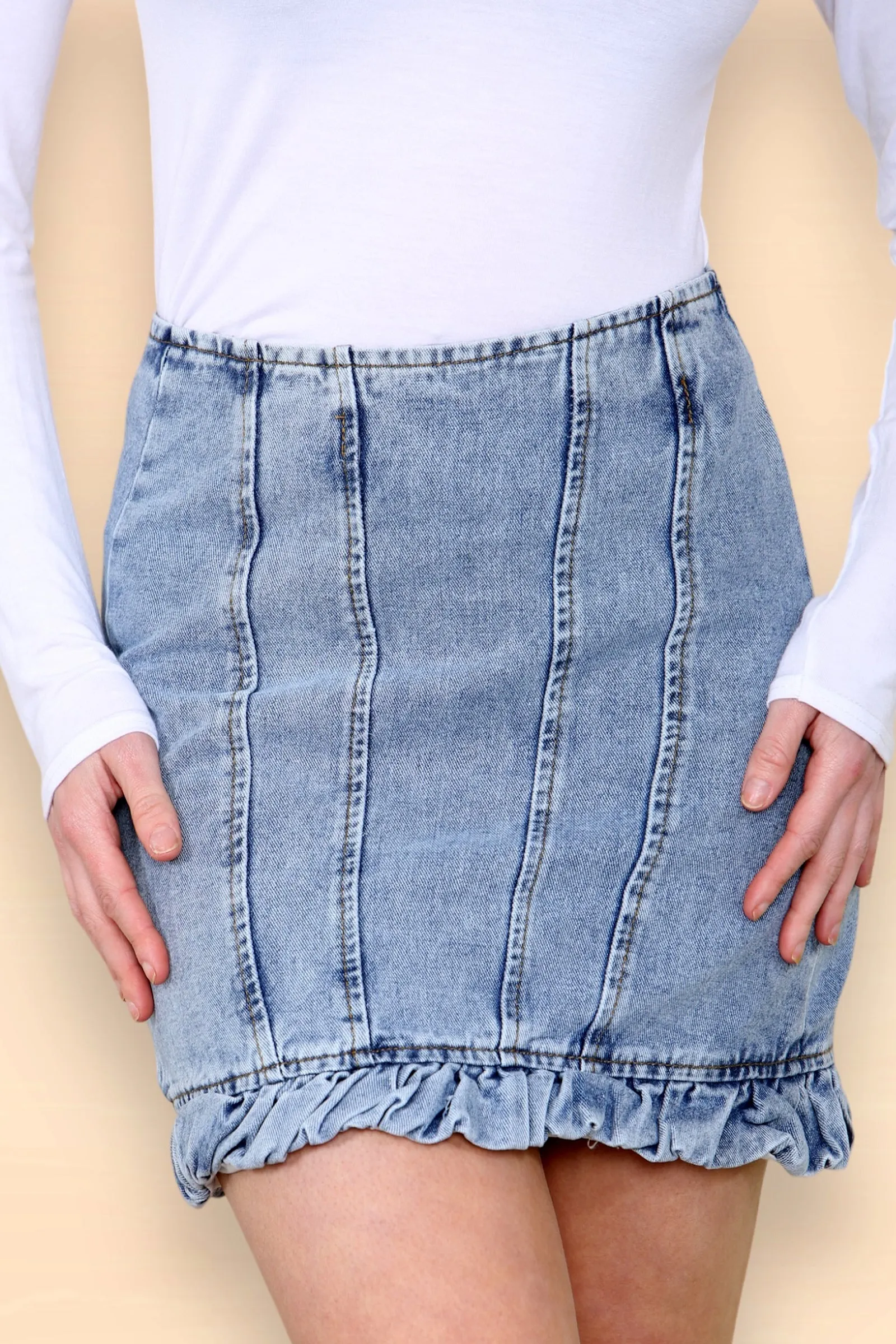 Light wash Seam Detail Denim Mini Skirt