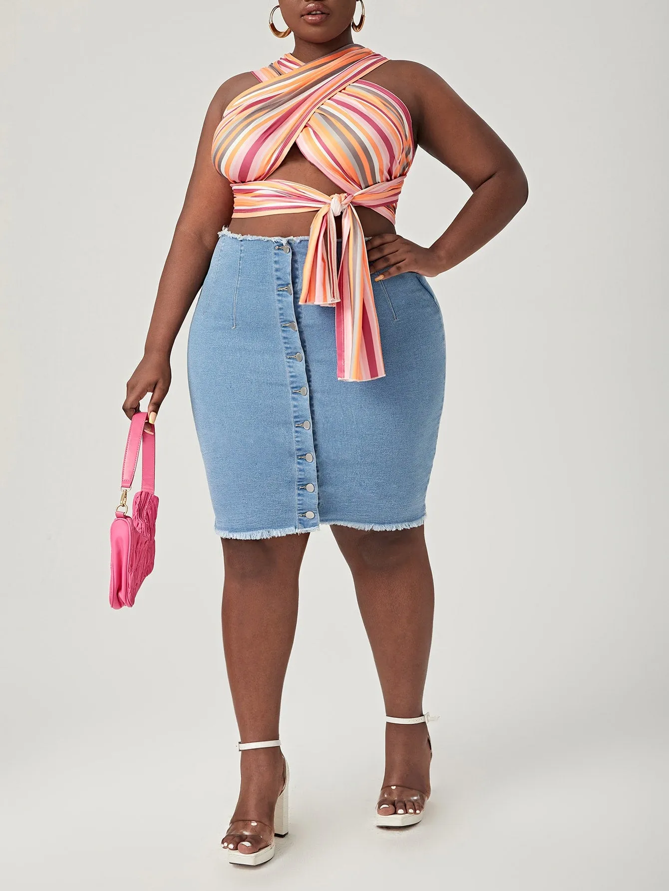 Plain Raw Hem High Waist Short Plus Size Denim Skirt